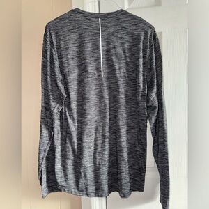 Lululemon Metal Vent Tech Heather Gray Longsleeve Shirt